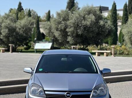 Opel Astra 2005