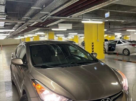Hyundai Elantra 2015