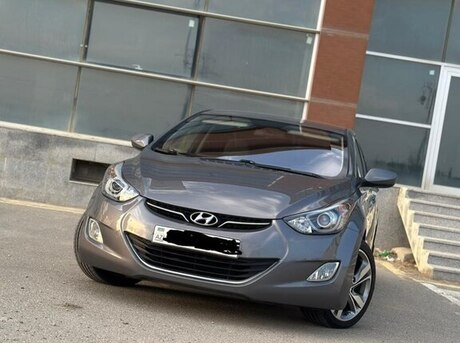 Hyundai Elantra 2012