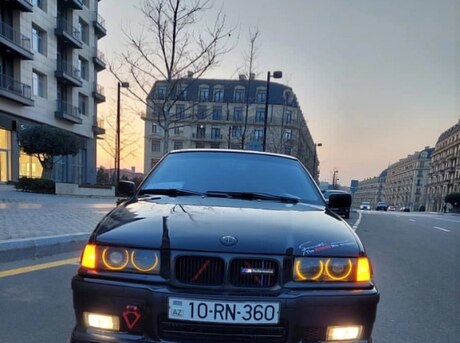 BMW 320 1992