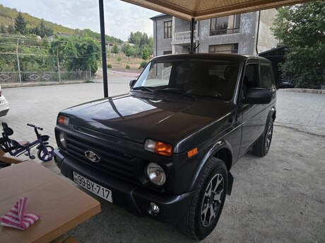 LADA (VAZ) Niva
