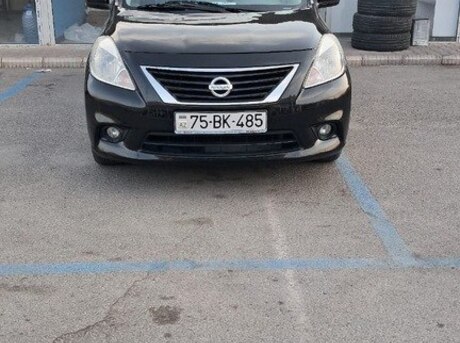 Nissan Sunny 2012