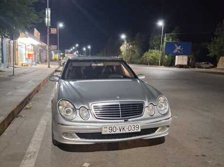 Mercedes E 220 d 2002