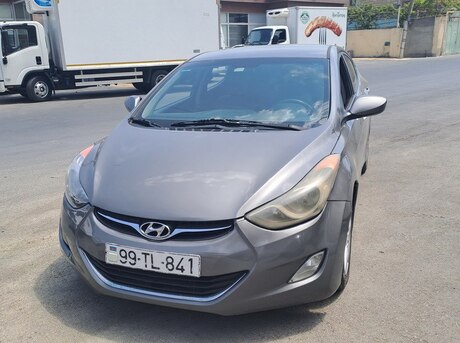 Hyundai Elantra 2013