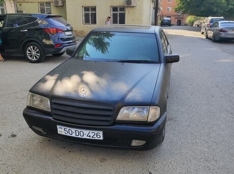 Mercedes C 230
