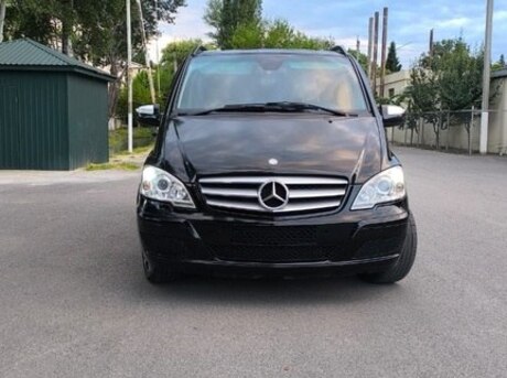 Mercedes Viano 2012