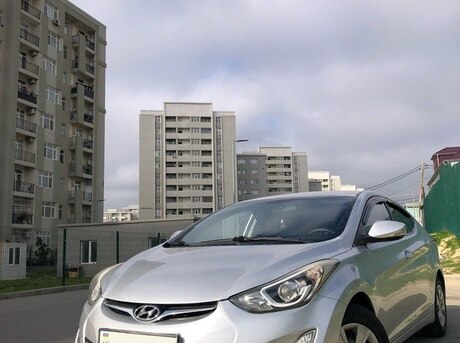 Hyundai Avante 2013