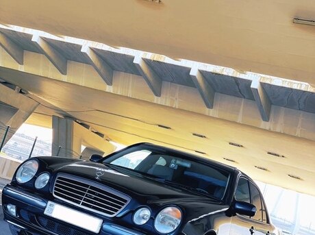 Mercedes E 280