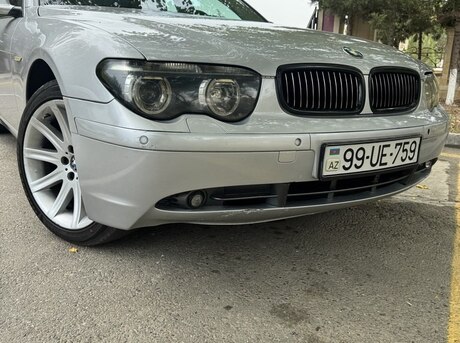 BMW 745 2002