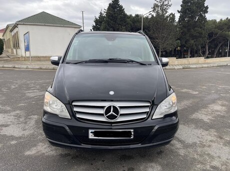 Mercedes Viano 2012