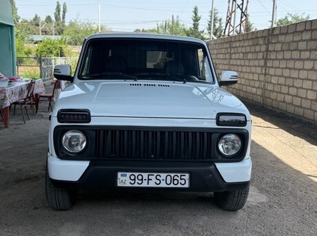 LADA (VAZ) Niva 2013