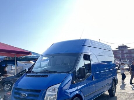Ford Transit 2010