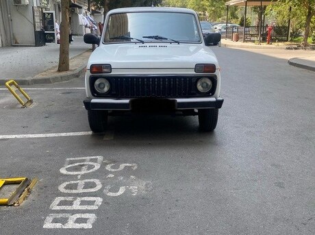 LADA (VAZ) Niva 2013