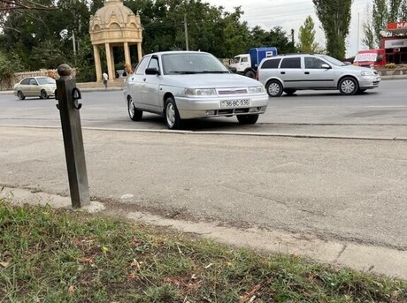 LADA (VAZ) 2110 2005