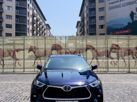 Toyota Highlander 2021