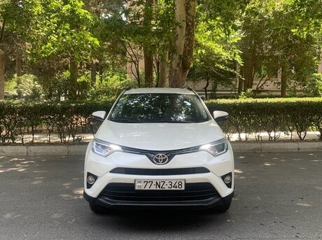 Toyota RAV4 2016