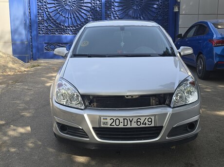 Opel Astra 2004
