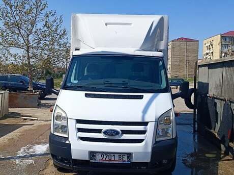 Ford Transit 2011
