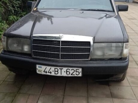 Mercedes 190 1990