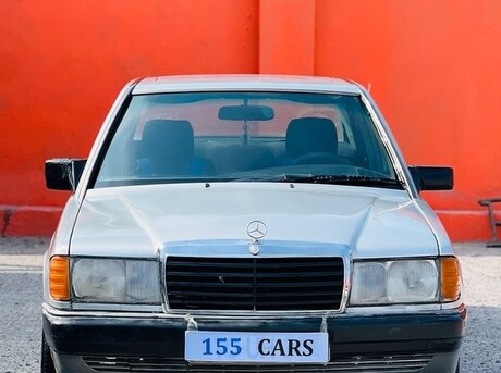 Mercedes 190 1990