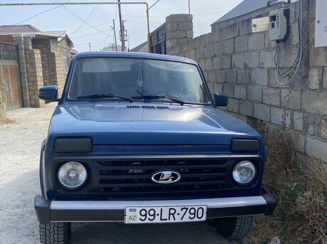 LADA (VAZ) Niva 2013