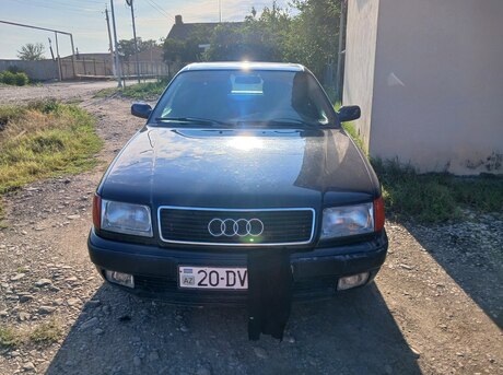 Audi  1992