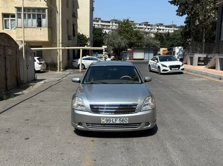 Nissan Teana 2004