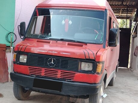 Mercedes 208 D 1994