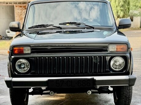 LADA (VAZ) Niva 2023