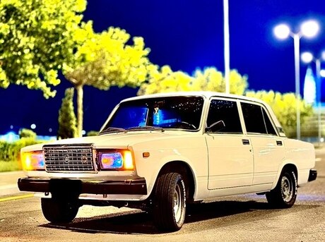 LADA (VAZ) 2107 2011