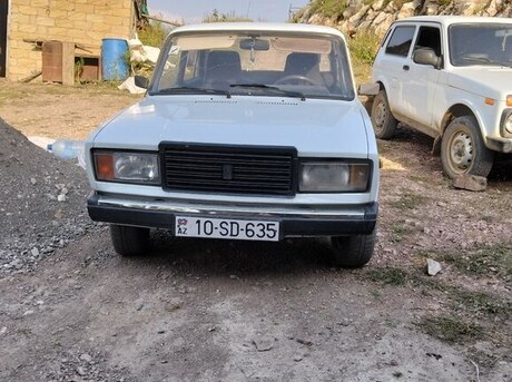 LADA (VAZ) 2107 2001
