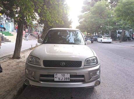 Toyota RAV4 1998