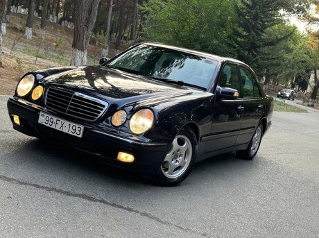Mercedes E 240 2000