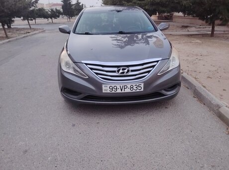 Hyundai Sonata 2010
