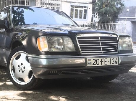 Mercedes E 220 1994