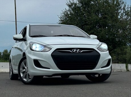 Hyundai Accent 2013