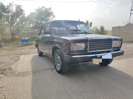 LADA (VAZ) 2107 2011
