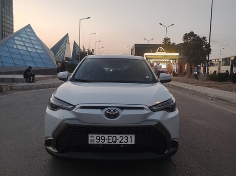 Toyota  2025