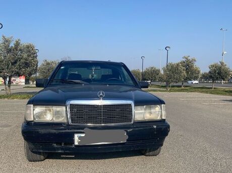 Mercedes 190 1989