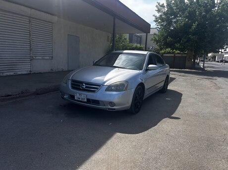 Nissan Altima 2004