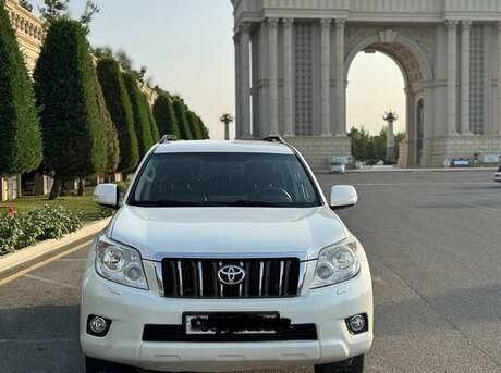Toyota Land Cruiser Prado 2012