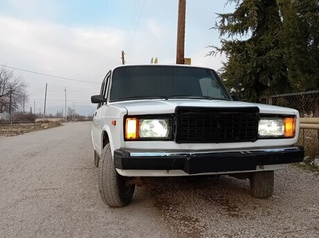 LADA (VAZ) 2107 1999