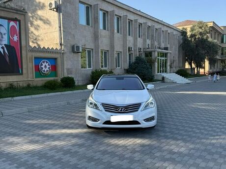 Hyundai Grandeur 2013