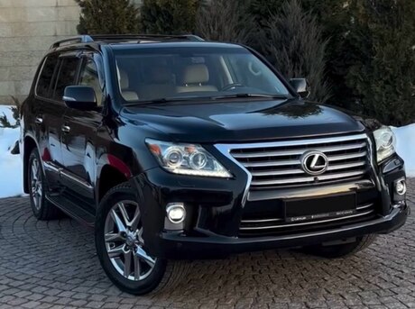 Lexus LX 570 2013