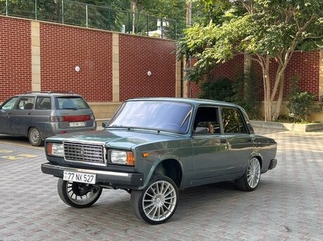 LADA (VAZ) 2107 2011