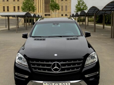 Mercedes ML 300 4MATIC 2014