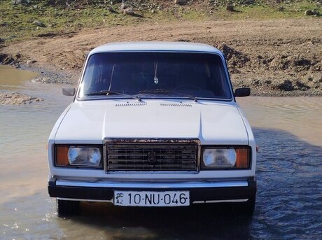 LADA (VAZ) 2107 2005