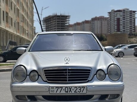 Mercedes E 270 2001