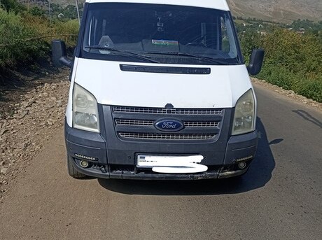 Ford Transit 2011