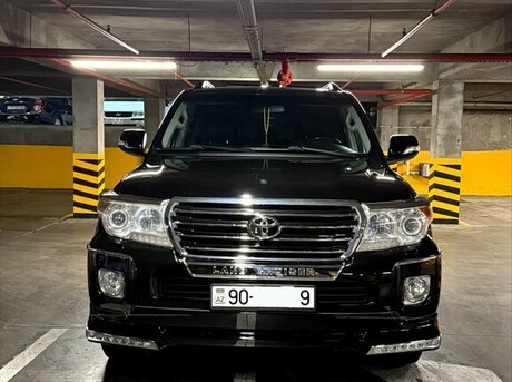 Toyota Land Cruiser 2012